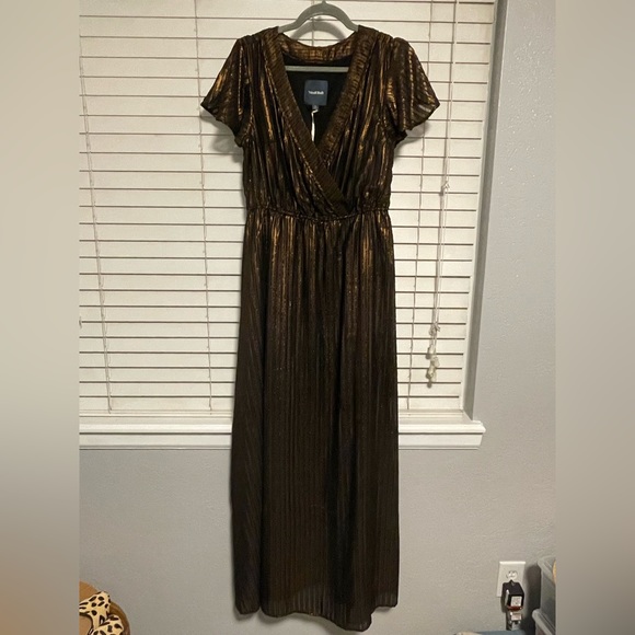 Metallic Maxi dress, great for holidays! - Picture 2 of 7